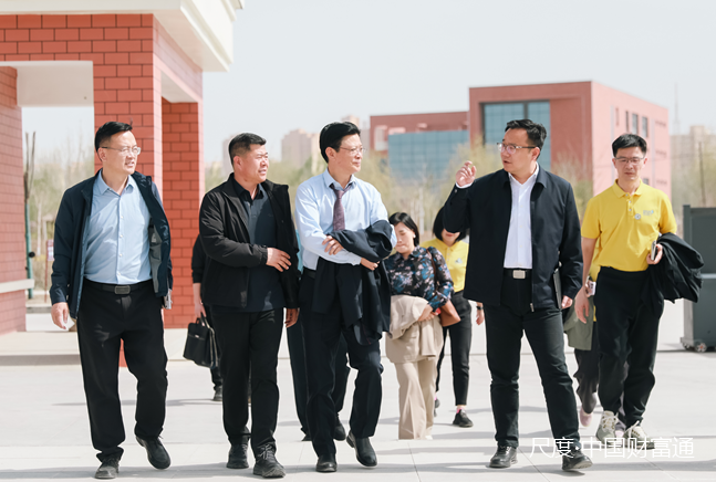 图片上传自尺度APP